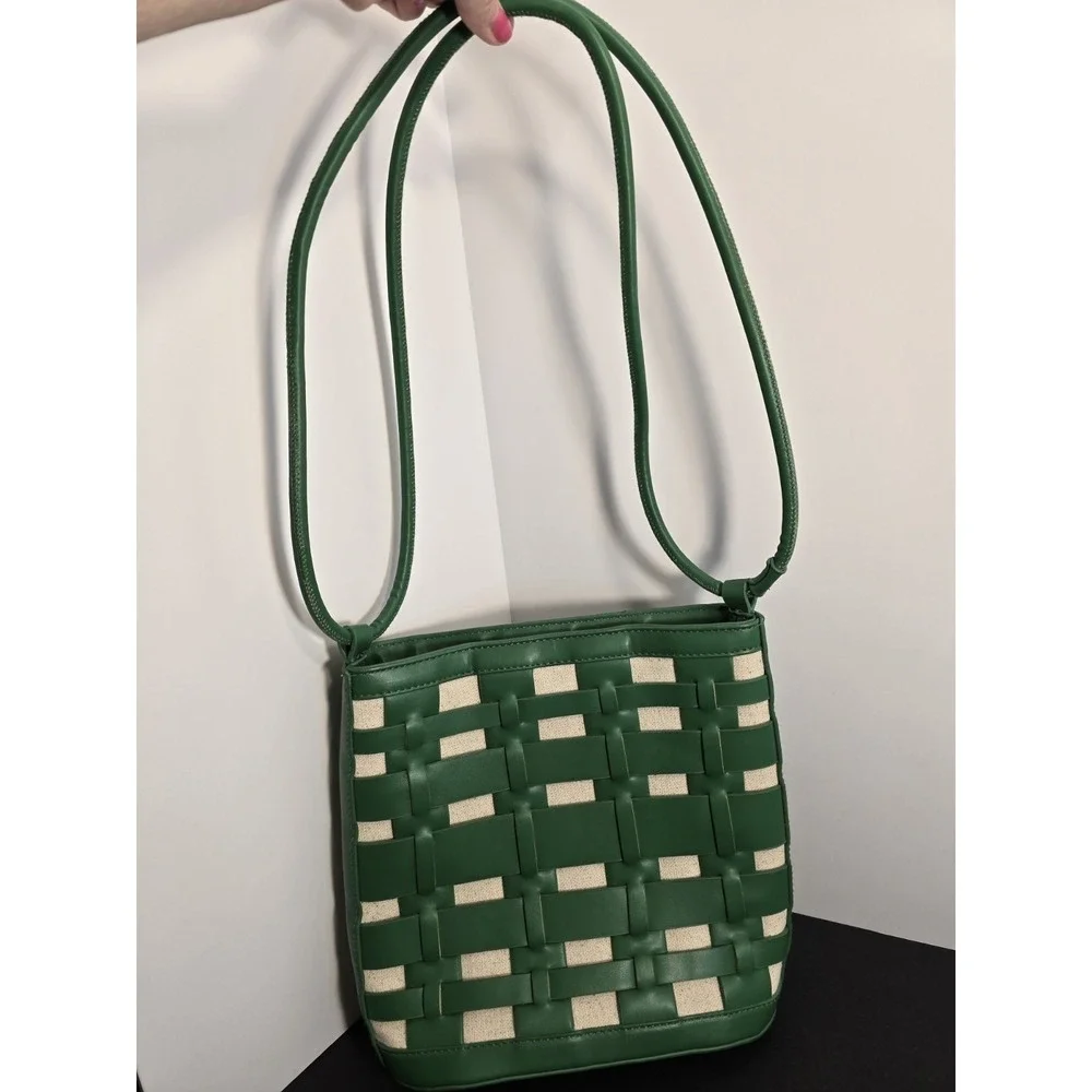A New Day Kelly Green Bucket Style Purse Woven Over‎ Linen Handbag NWOT NEW